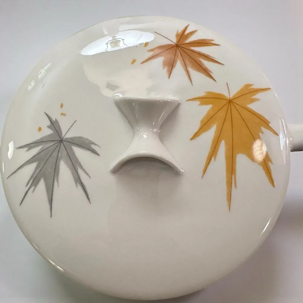 Iroquois China Ben Siebel Harvest Time Leaf Pattern Ceramic Pot